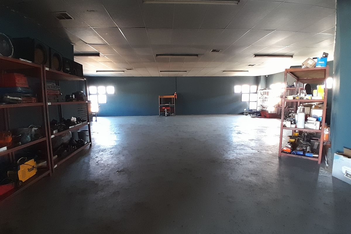 Workshop for Sale in Sought-After Waterfall East - Photo 5