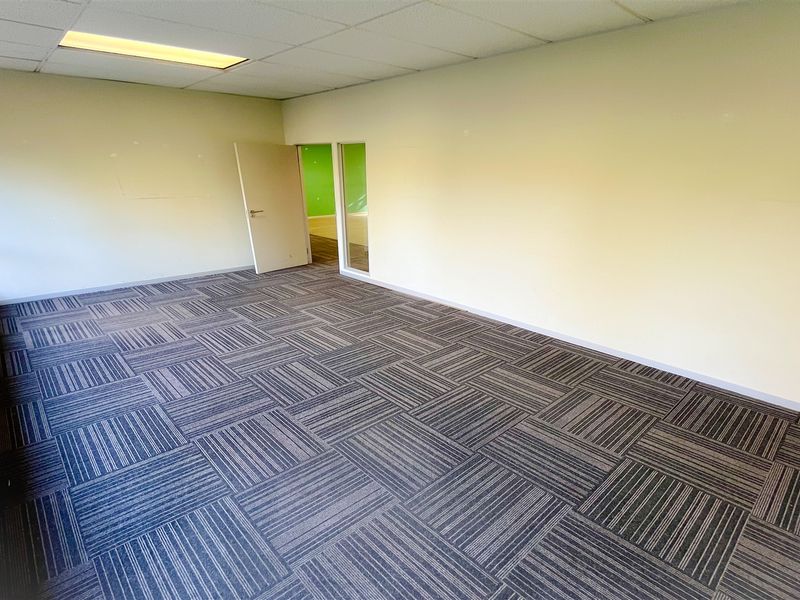 Office space to let - Photo 6