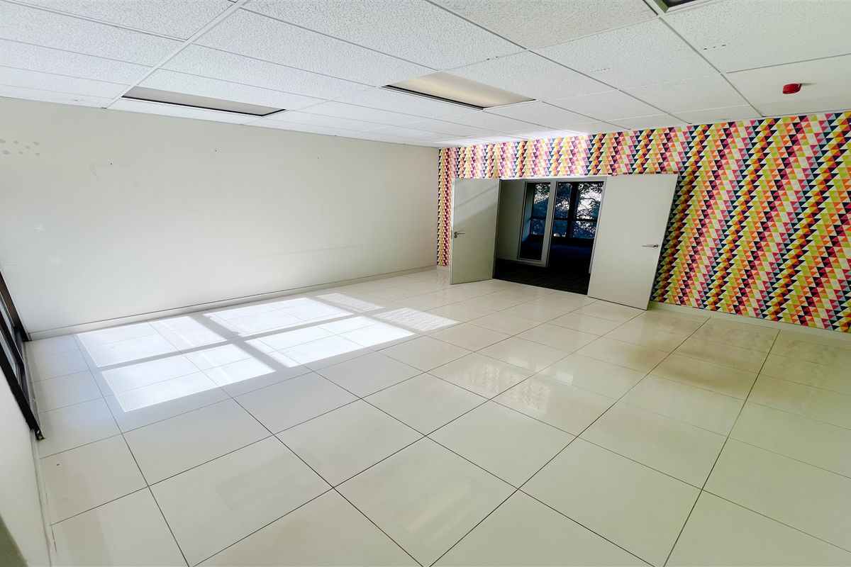 Office space to let - Photo 4