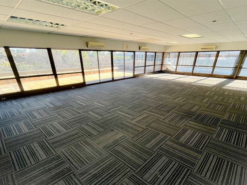 Office space to let - Photo 2