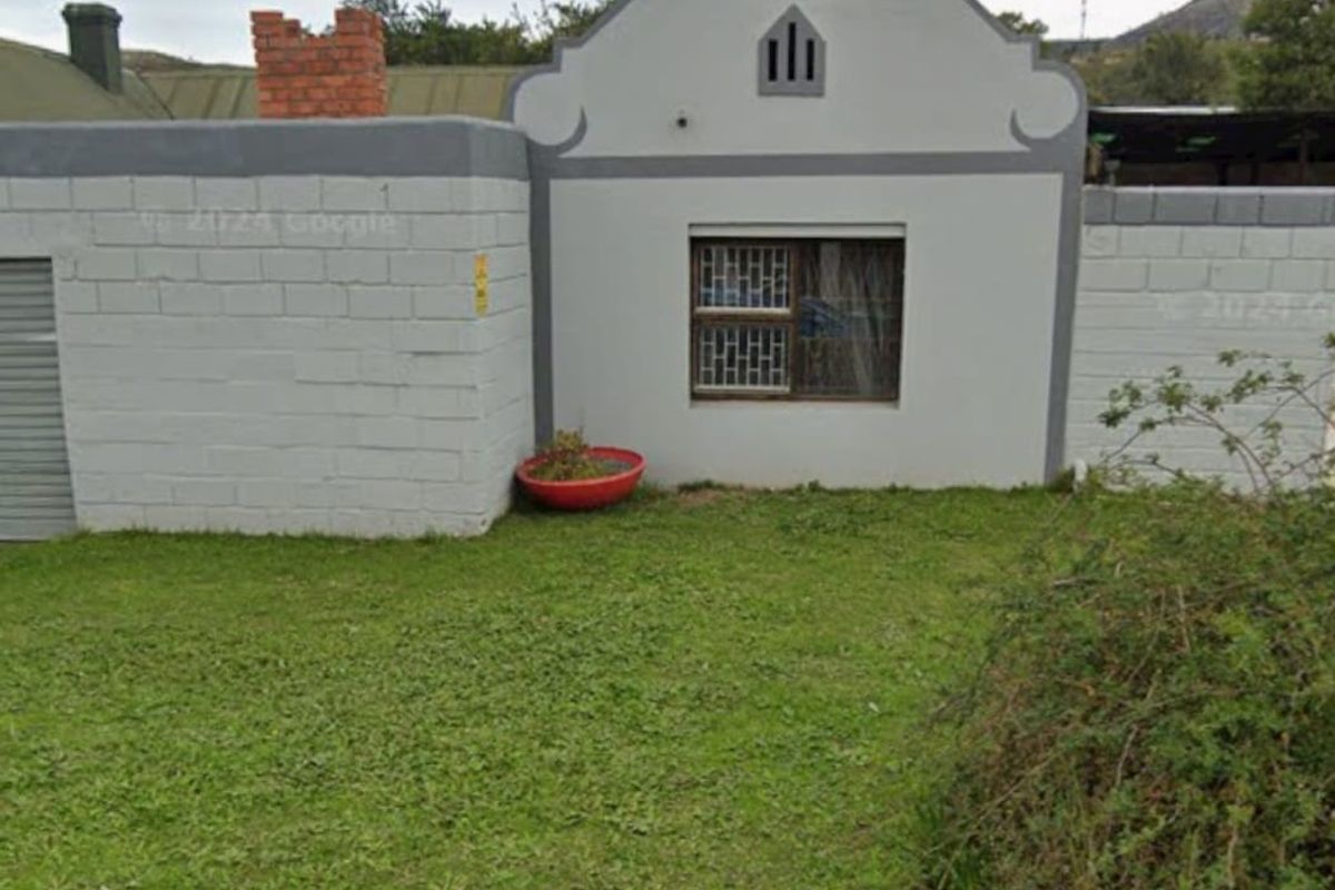 Charming Century Old Property With Personality - Photo 4