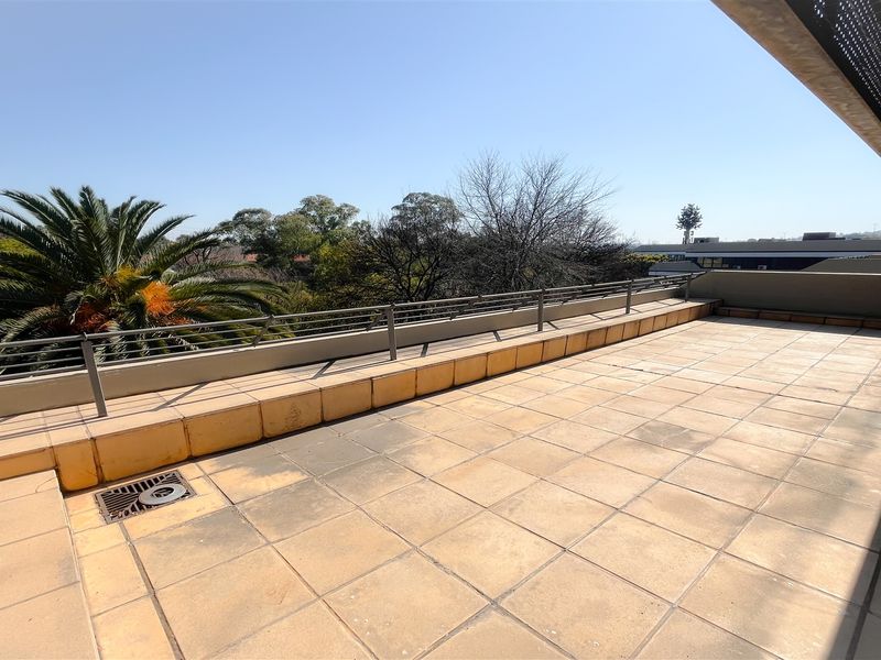 Office to let i - Photo 4