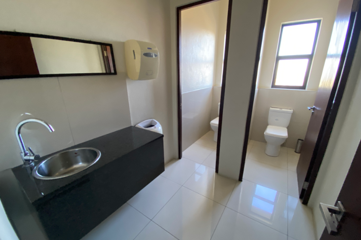 Standalone Commercial Property for Sale in Halfway House, Midrand - Photo 4
