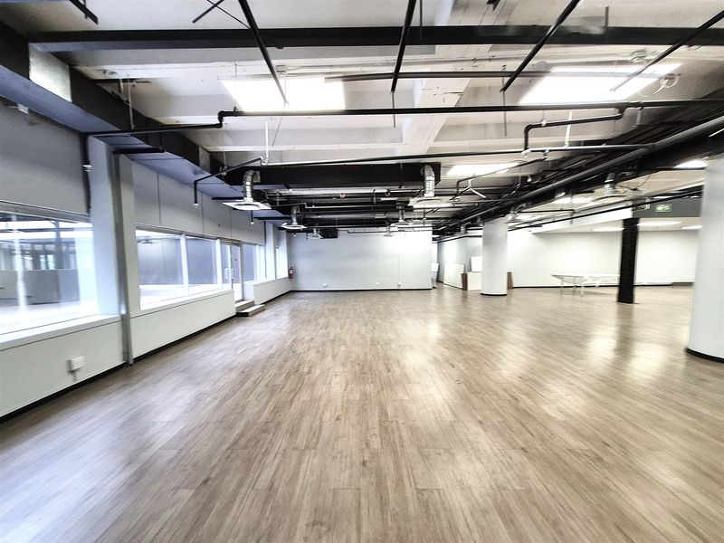 Offices to let in Rosebank - Photo 7