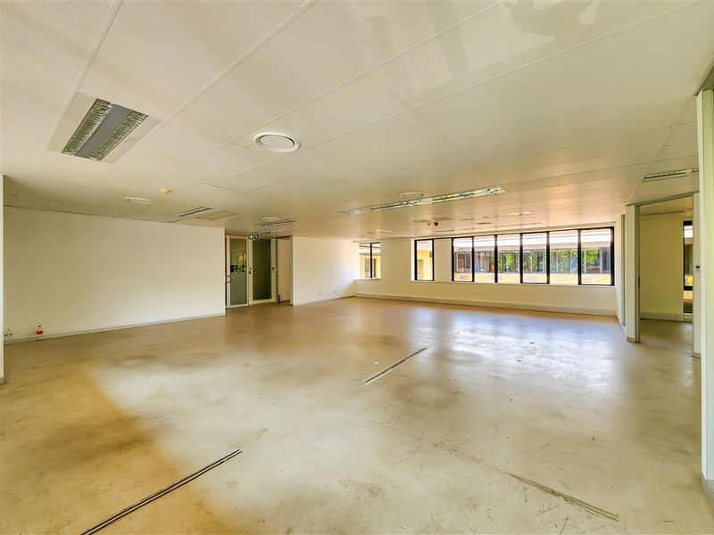 156m2 Office to Let in Constantia Office Park - Photo 10
