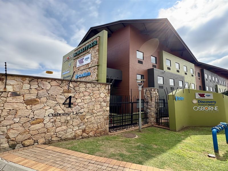 273m2 office space to let in Bedfordview - Photo 10