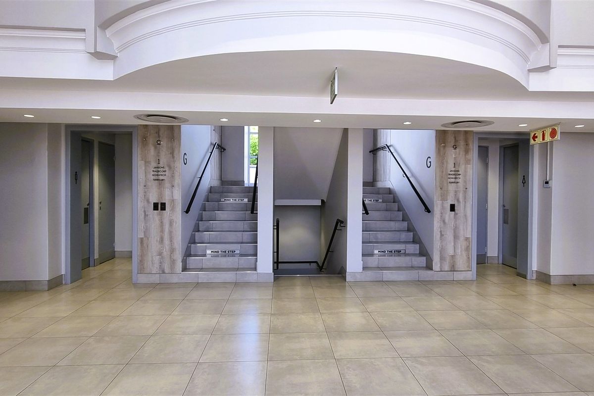 Office space to let in Peter Place - Photo 2