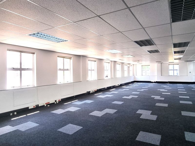 Office space to let in Peter Place - Photo 5