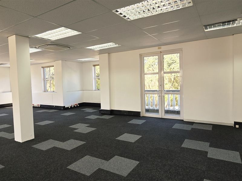 Office space to let in Peter Place - Photo 7