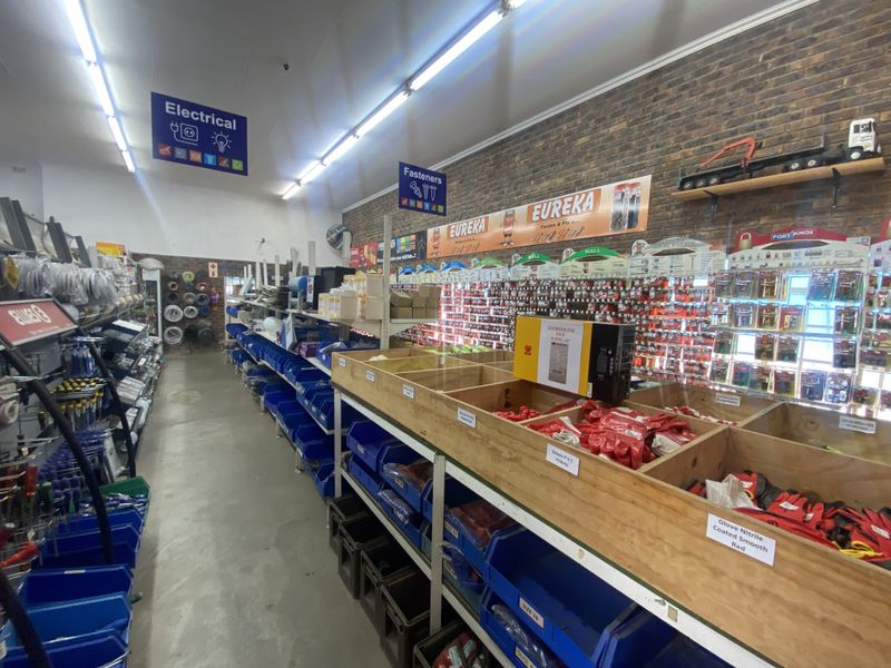 Prime Retail or Commercial Property in Glen Austin – Excellent Exposure and Accessibility - Photo 6