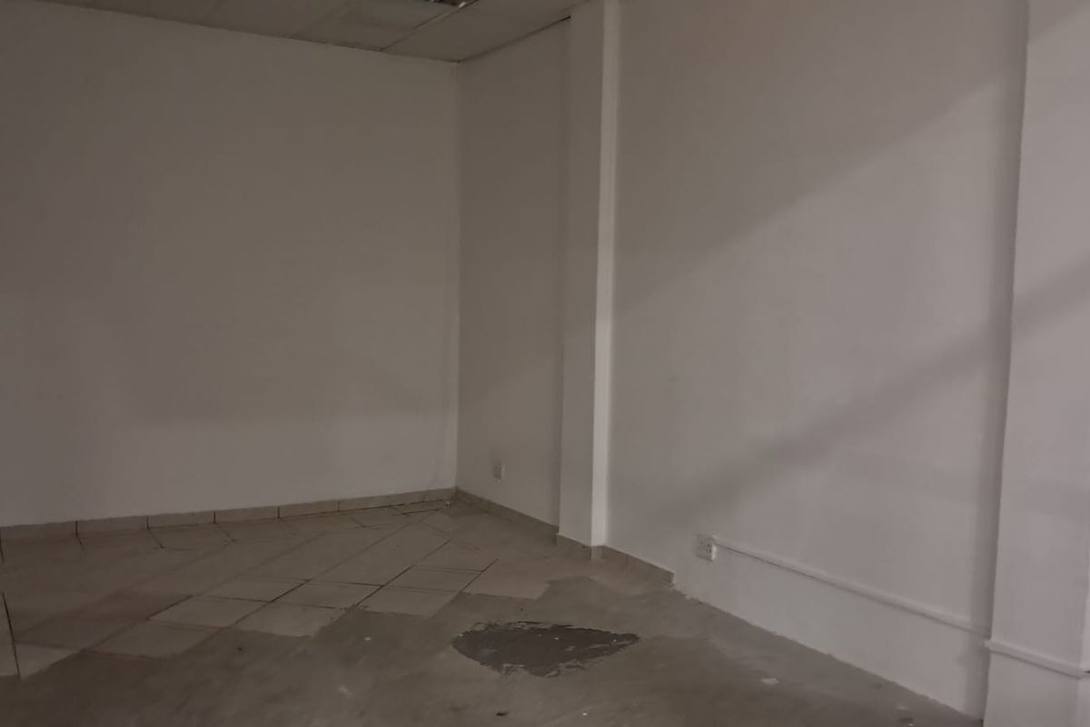 31m2 Retail space TO LET in Eco Park - Photo 3