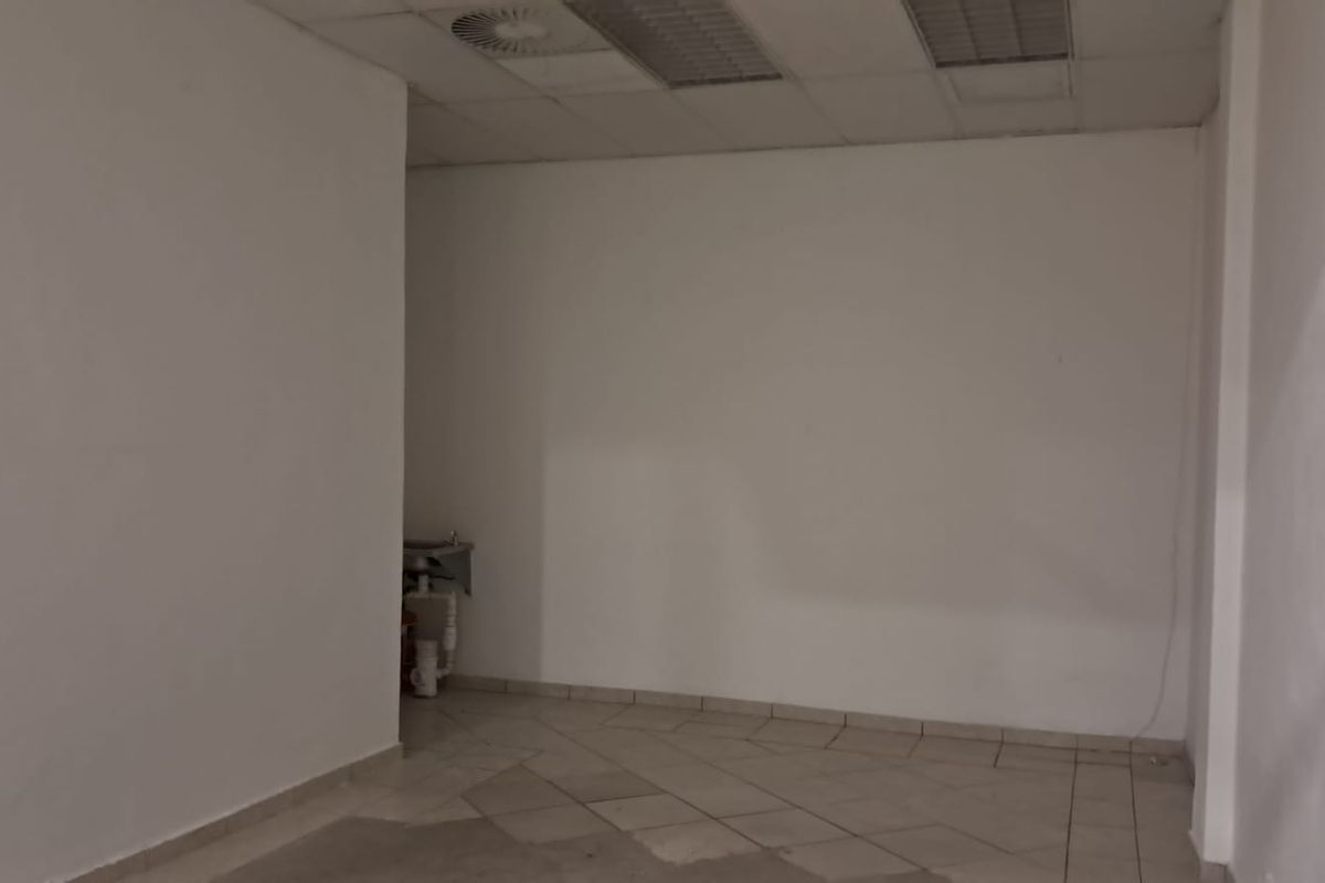 31m2 Retail space TO LET in Eco Park - Photo 4