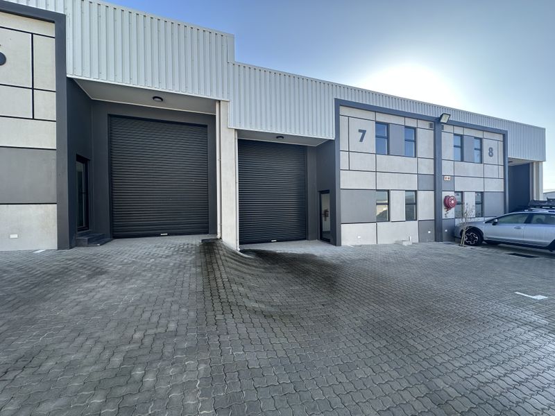 General Industrial Warehouse For Sale! - Photo 2