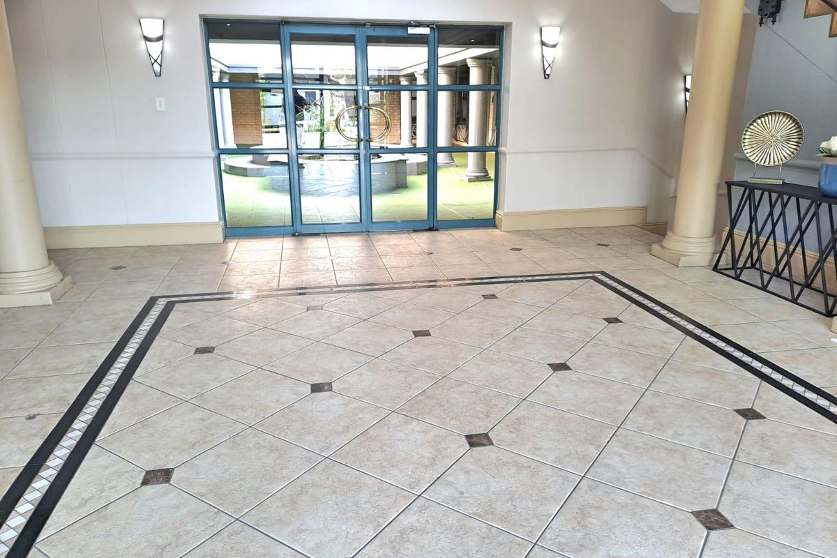 476m2 Ground Floor Office Space to Let in Century City - Photo 3