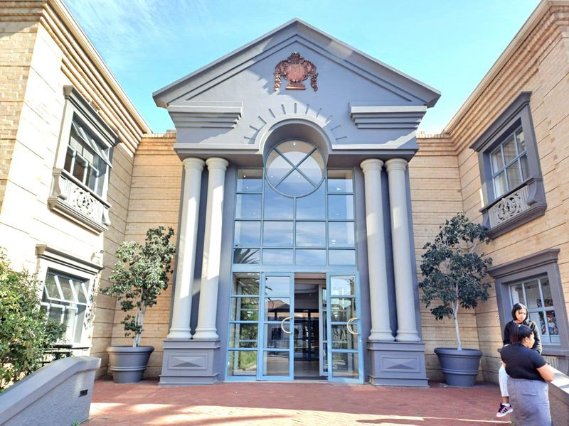 476m2 Ground Floor Office Space to Let in Century City - Photo 2