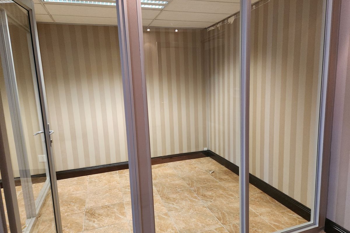 Offices to let in Sandton - Photo 3