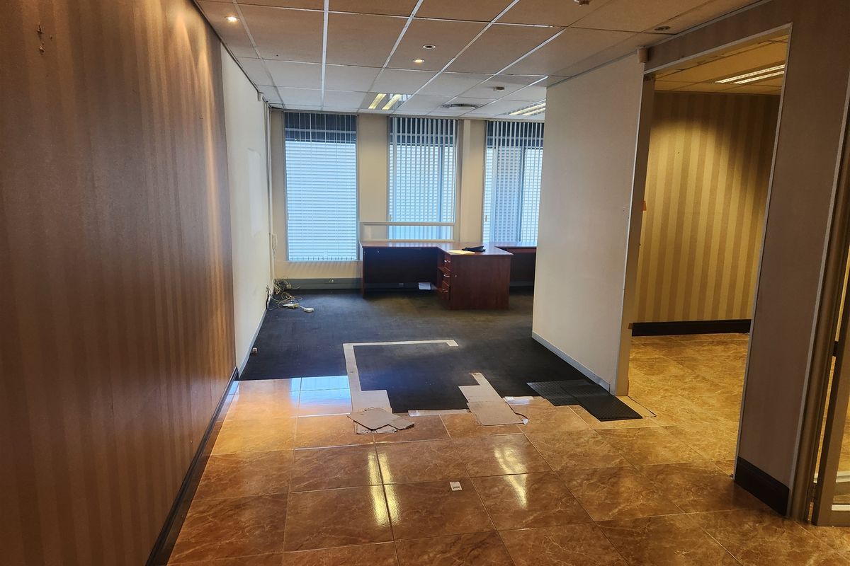 Offices to let in Sandton - Photo 2