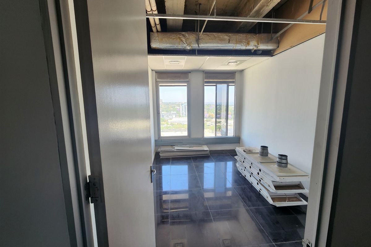 Offices to let in Sandton - Photo 3