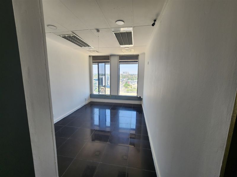 Offices to let in Sandton - Photo 5