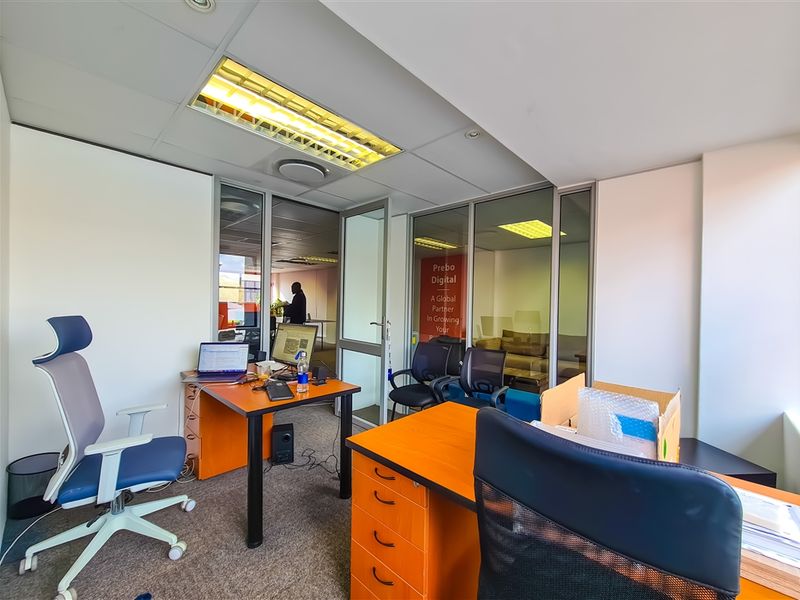 150m2 Office to Let in Willowbrook Office Park - Photo 10