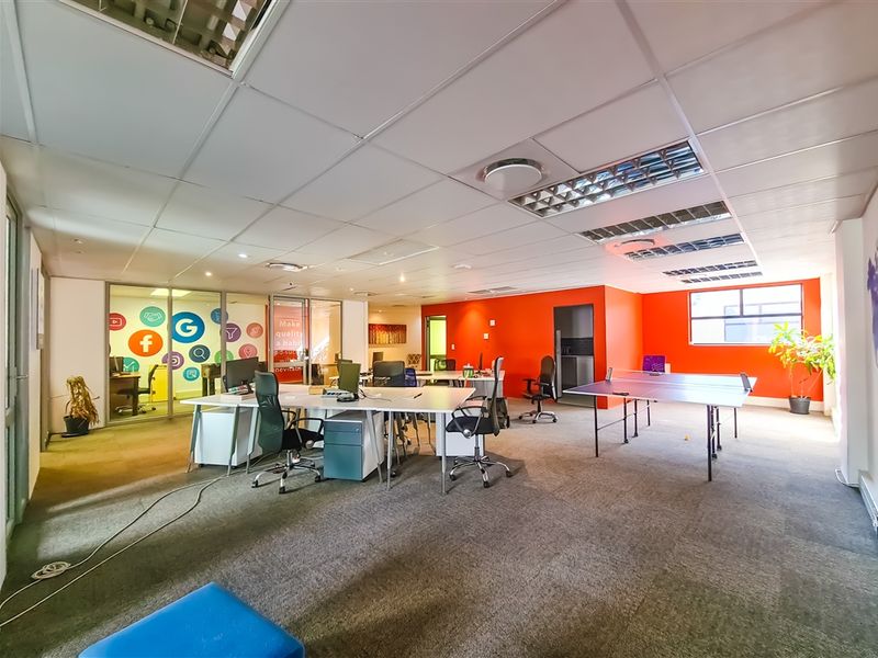 150m2 Office to Let in Willowbrook Office Park - Photo 3