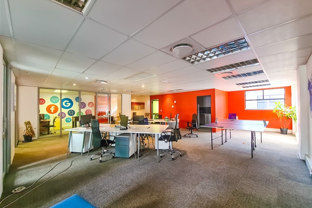 150m2 Office to Let in Willowbrook Office Park - Photo 3