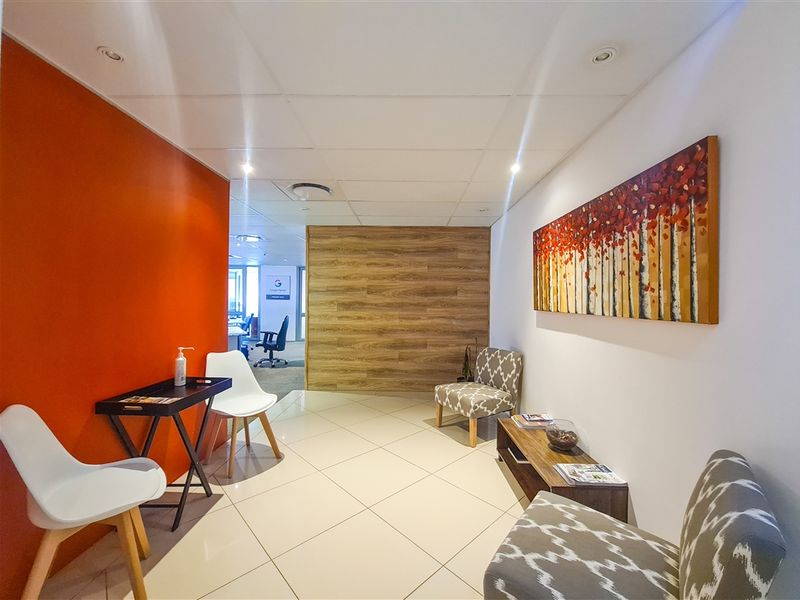 150m2 Office to Let in Willowbrook Office Park - Photo 2