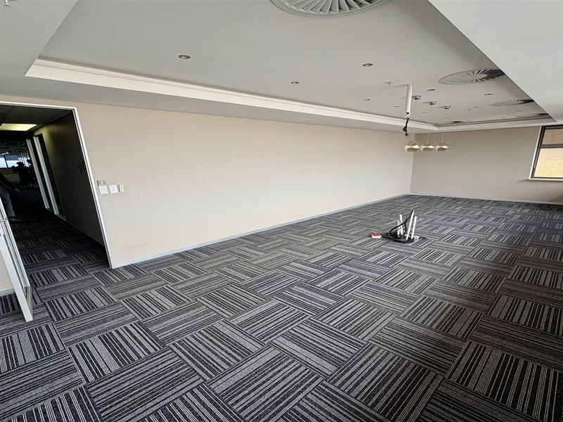 Office space to let - Photo 7