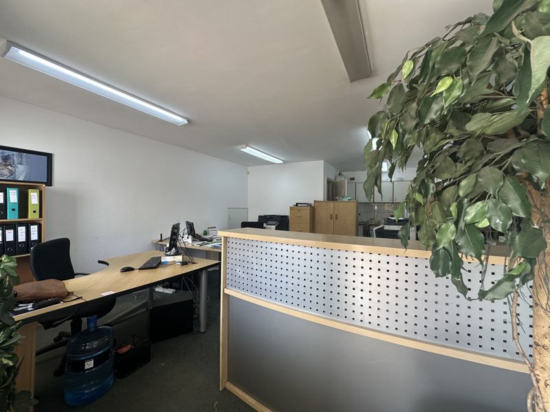 Montague Gardens - Commercial Space to Let! - Photo 7