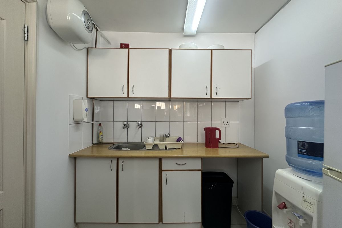 Montague Gardens - Commercial Space to Let! - Photo 3