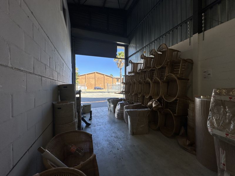 Industrial Unit To Let - Killarney Gardens! - Photo 6