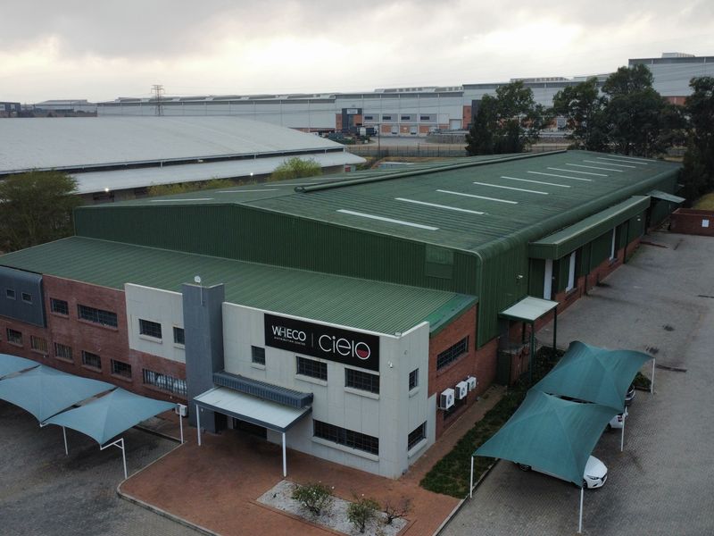 Industrial facility to let in Linbro Park - Photo 2