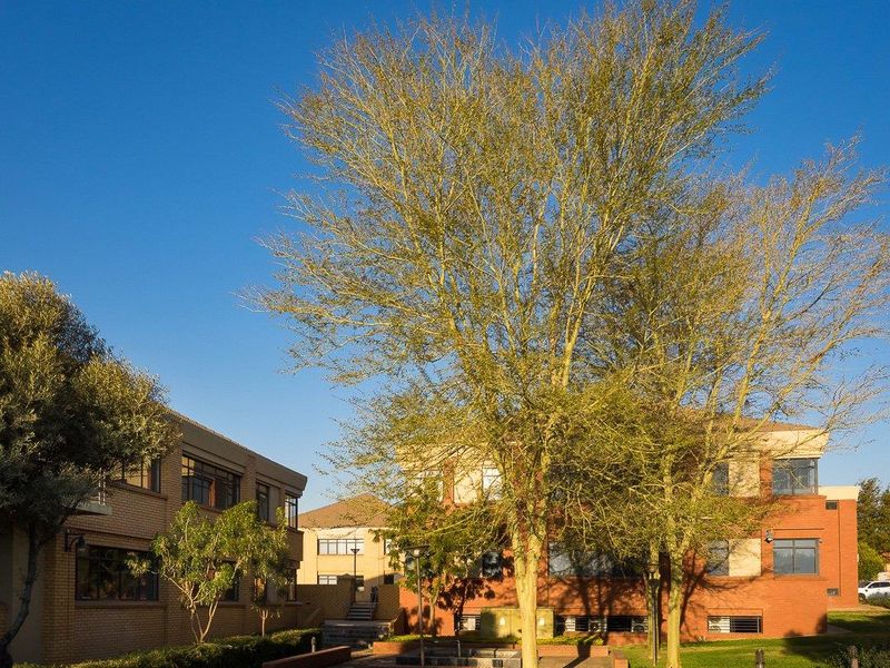 Grade A Office Space in Faerie Glen - Backup Power & 24/7 Security - Photo 2