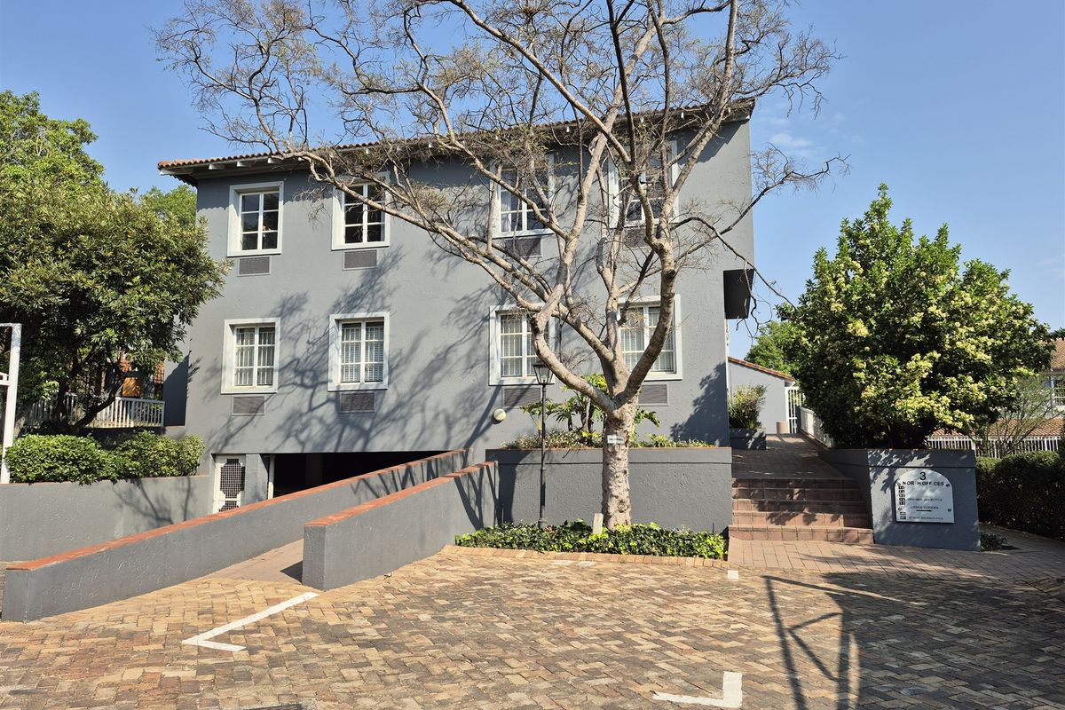 Offices to let in Hyde Park, Sandton - Photo 2