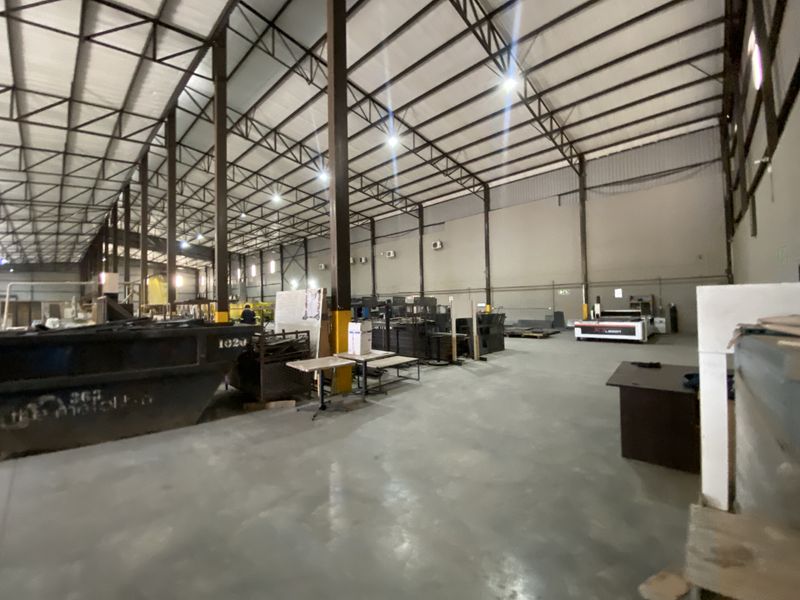 A-Grade 3,858m2 Warehouse To Let | Limeroc Business Park, Centurion - Photo 10