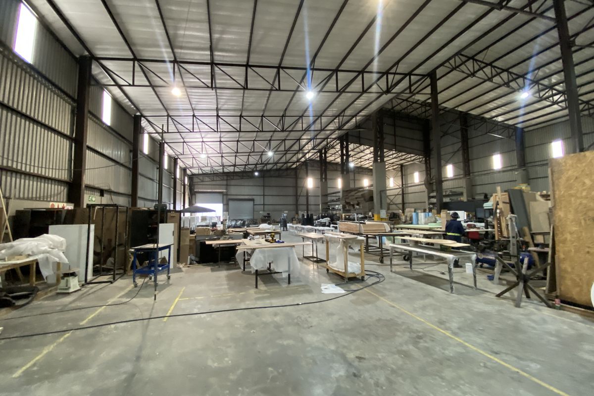 A-Grade 3,858m2 Warehouse To Let | Limeroc Business Park, Centurion - Photo 3
