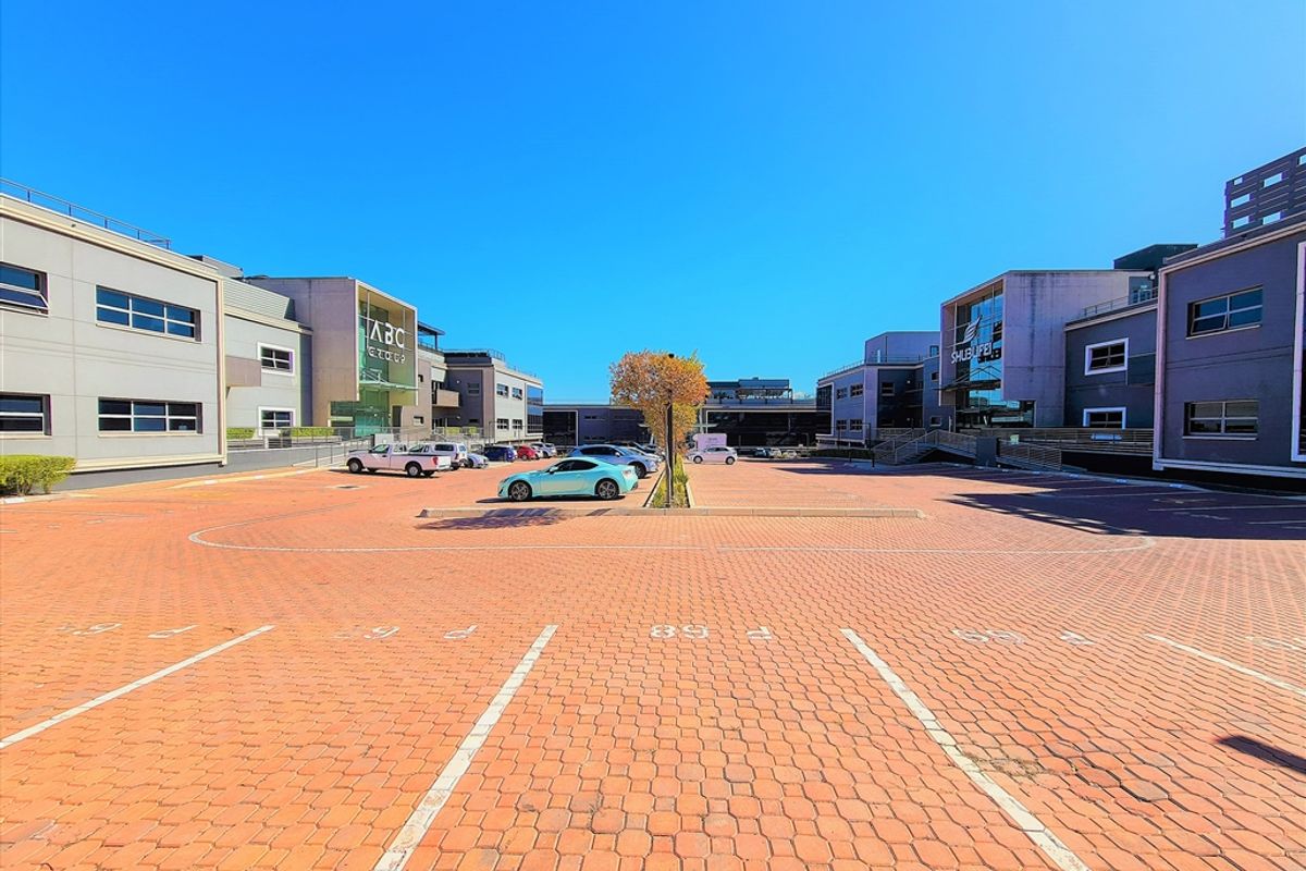 276m2 Office to Let in Infinity Business Park - Photo 2