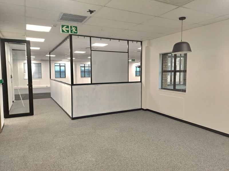 A Grade Office Space to Let in Waterhouse Place, Century City - Photo 7