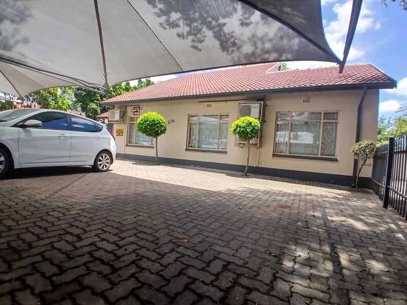 Prime Street-Facing Offices - Photo 7