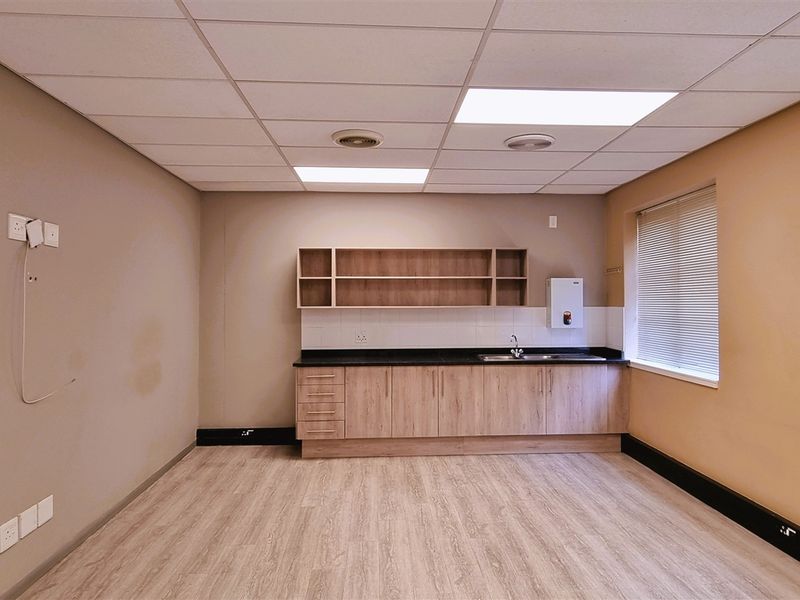 Office space For Sale in Turnberry Office Park - Photo 7