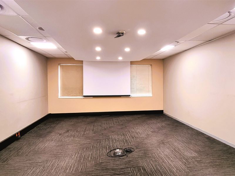 Office space For Sale in Turnberry Office Park - Photo 4