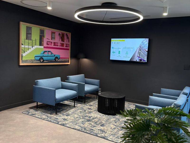 Stunning Fully Fitted Office Space to let in Centennial Place, Century City - Photo 2