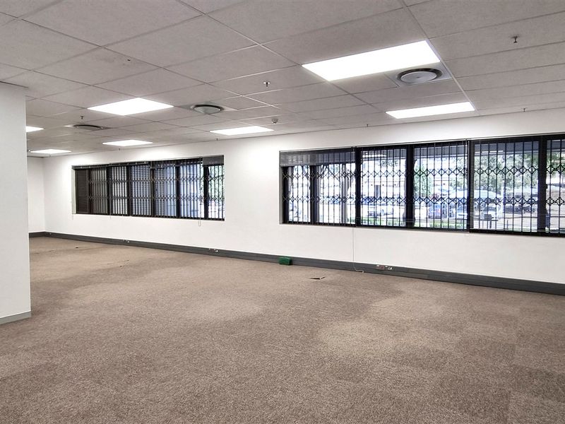 Offices to let on the Ground floor in Rivonia - Photo 7