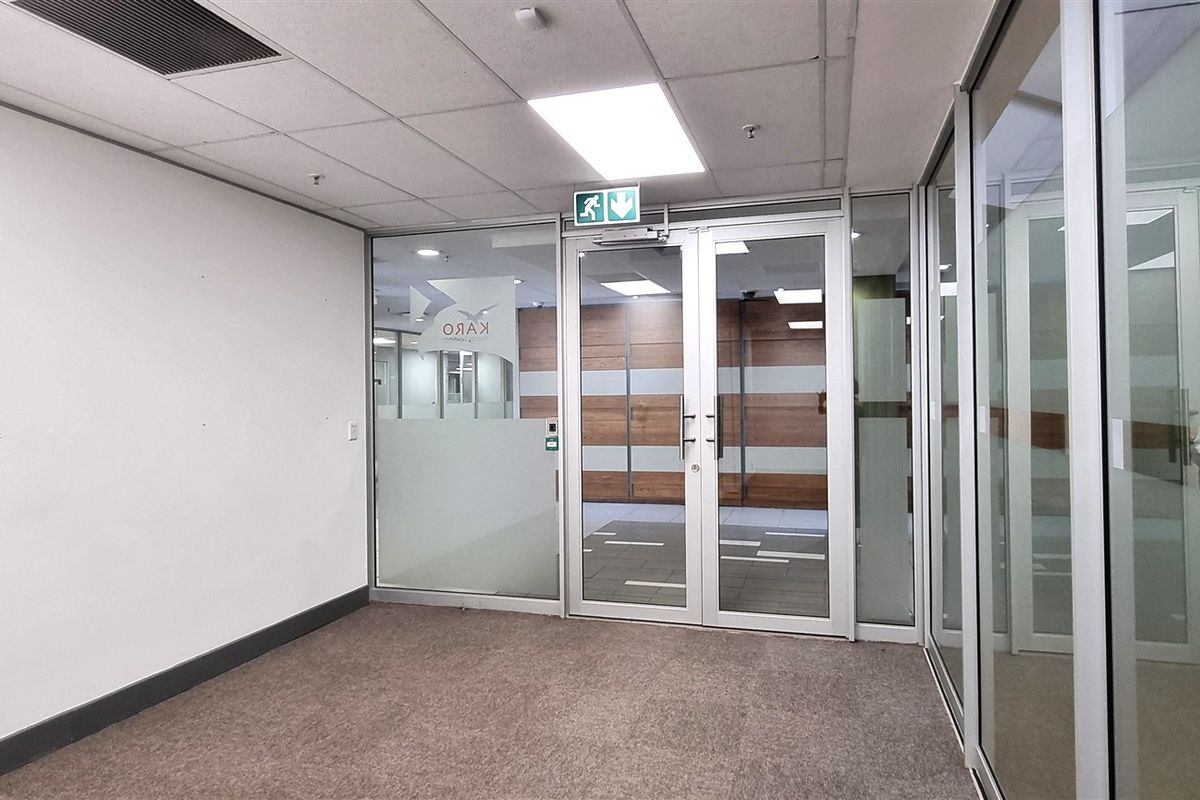 Offices to let on the Ground floor in Rivonia - Photo 3