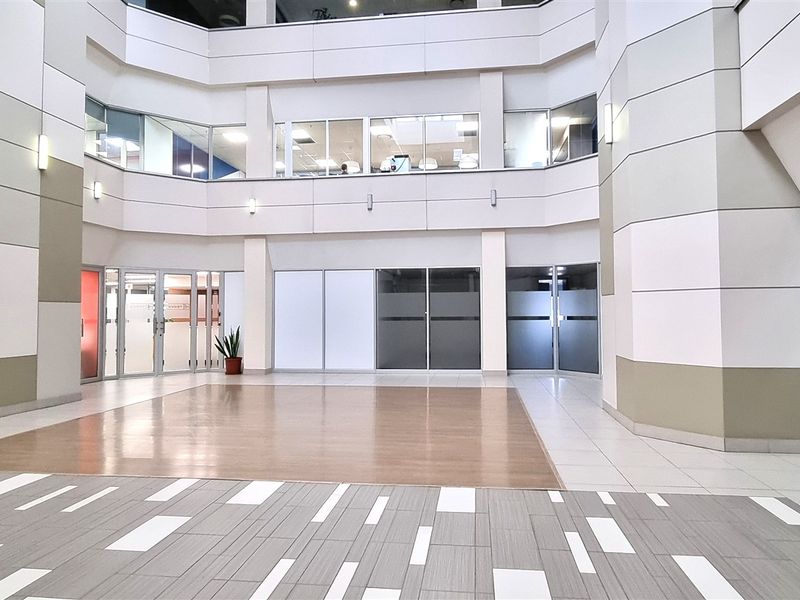 Offices to let on the Ground floor in Rivonia - Photo 2