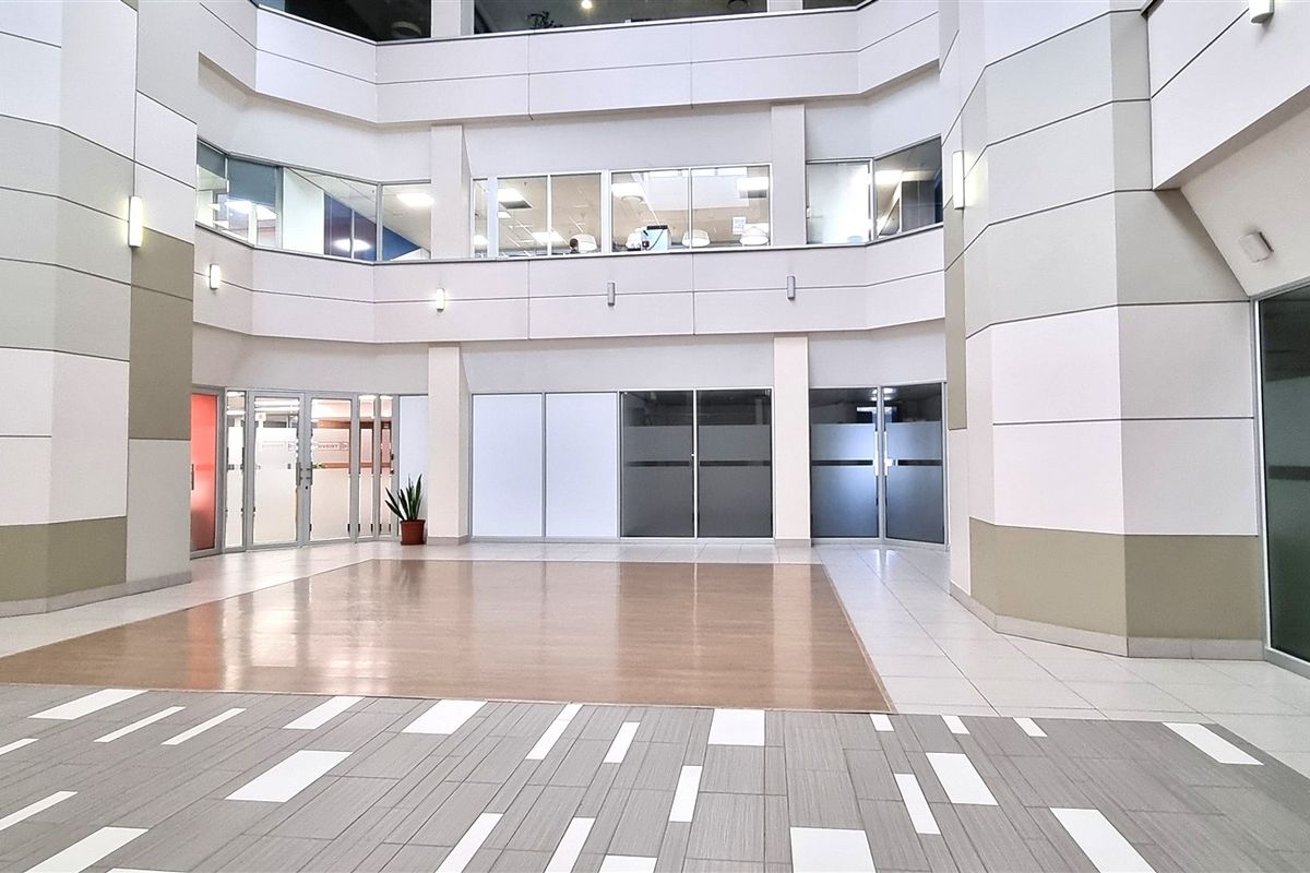 Offices to let on the Ground floor in Rivonia - Photo 2