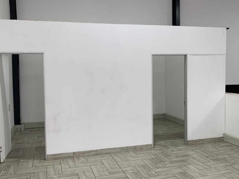 Warehouse to let in Linbro Park - Photo 5