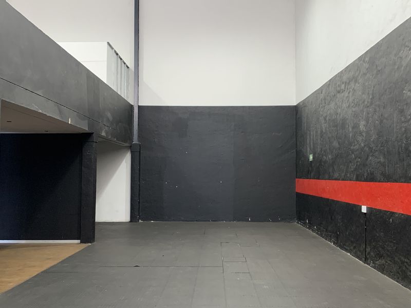 Warehouse to let in Linbro Park - Photo 3