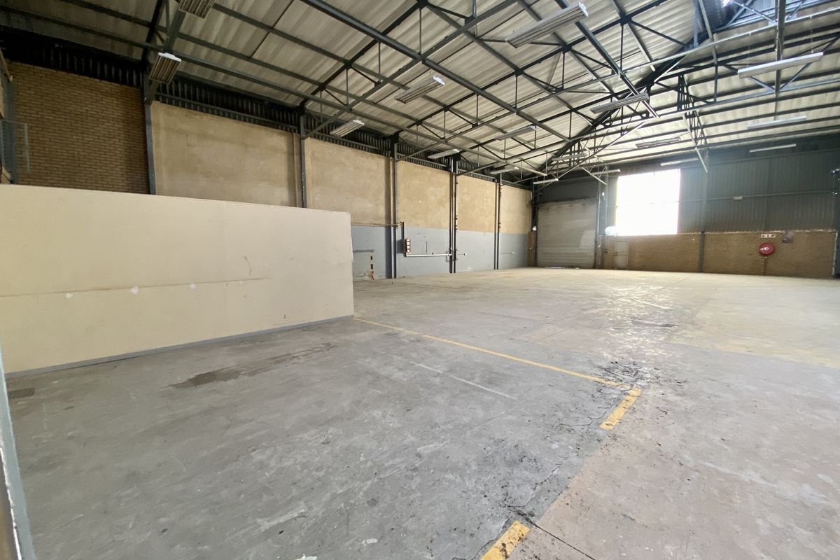 1,334m2 Warehouse & Office To Let in Corporate Park South, Midrand - Photo 5