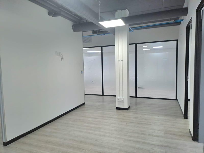 Premium Office Space to Let in Waterhouse Place Century City - Photo 7